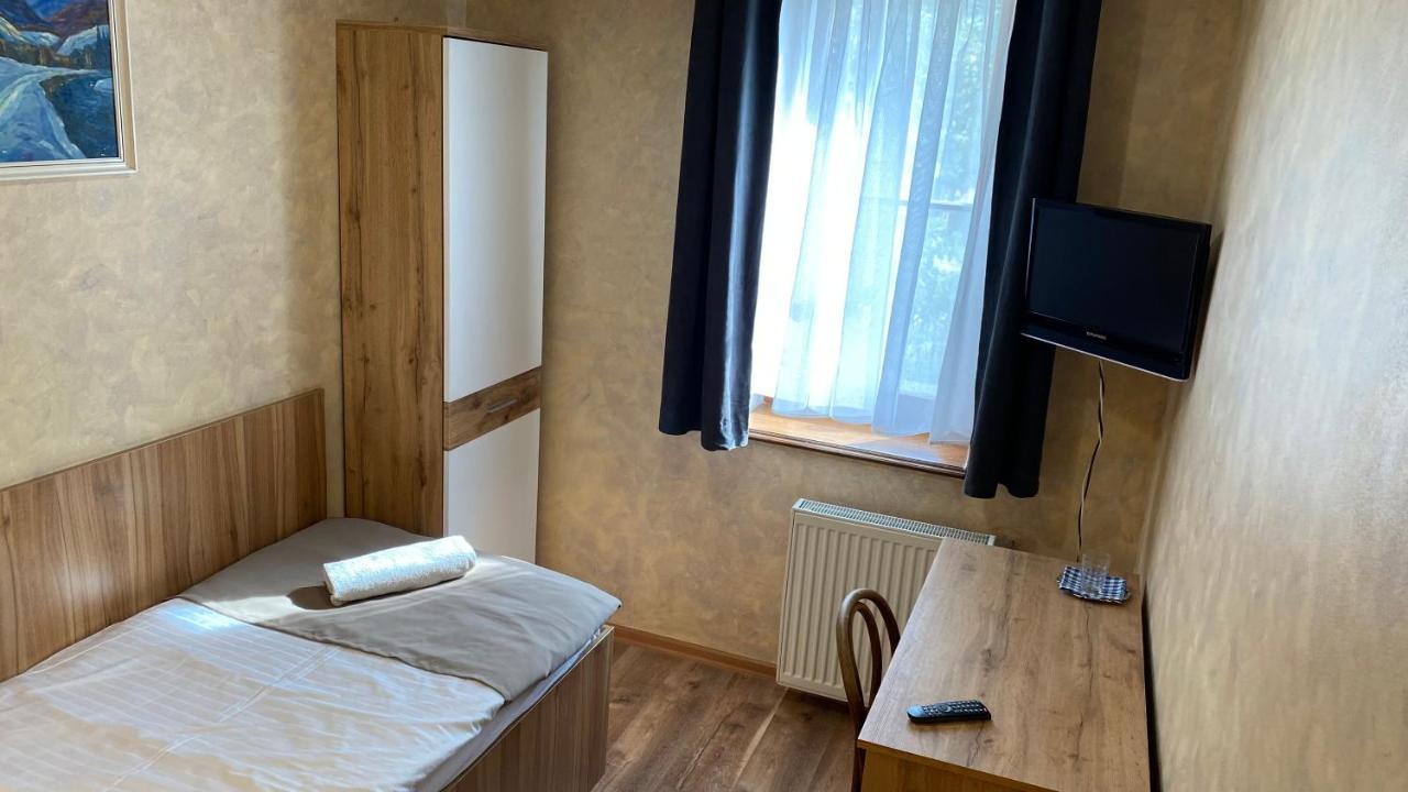 Penzion Pri Kastieli Bratislava Eksteriør bilde